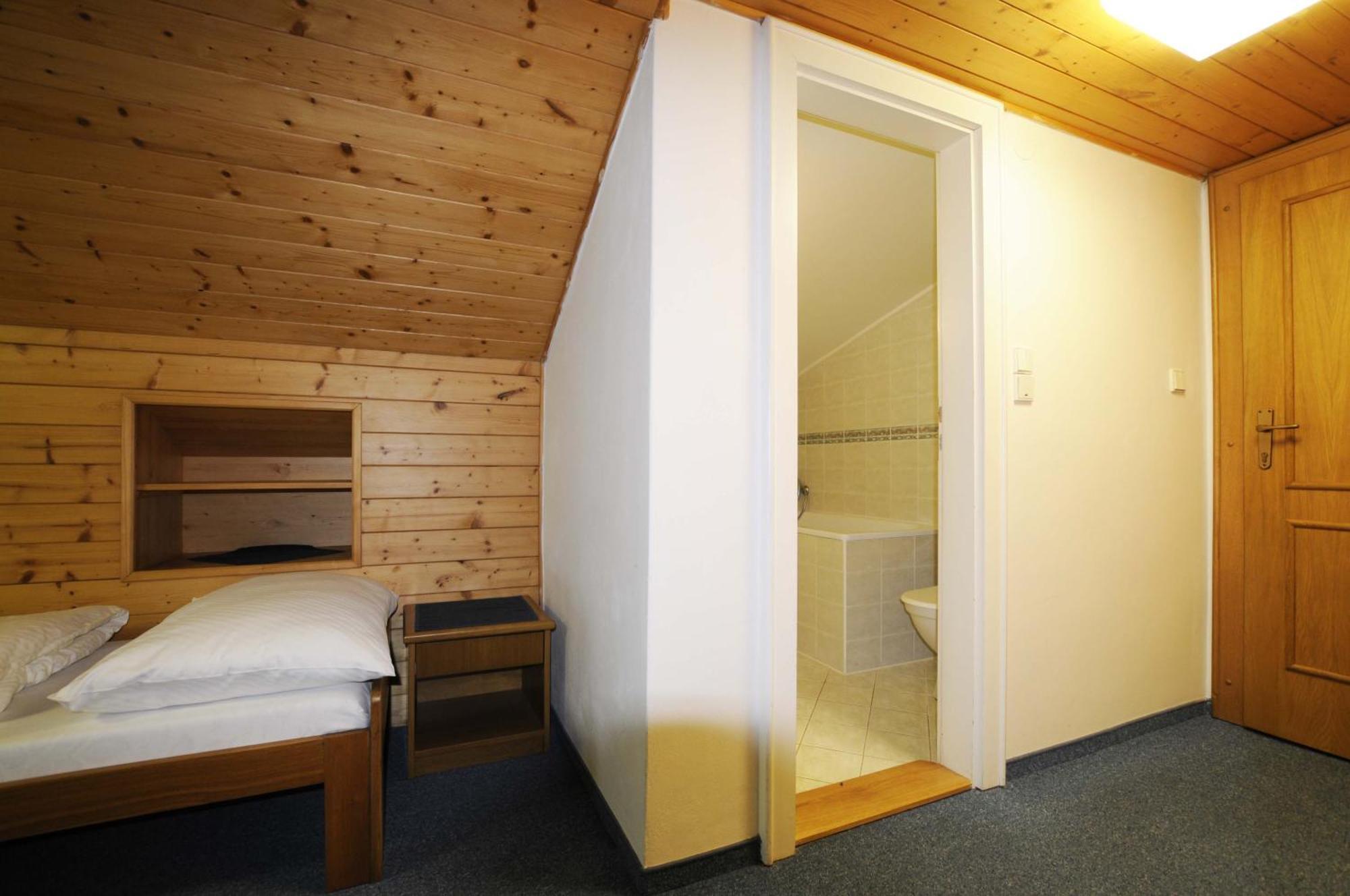 Horsky Pension Gendorf Černý Důl Rom bilde